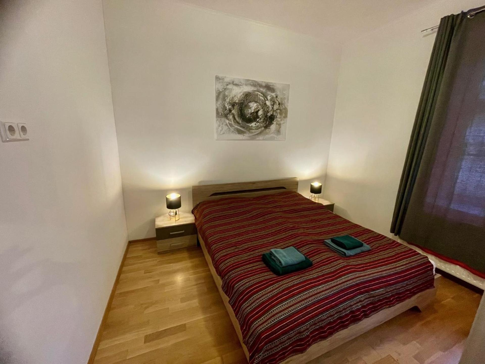 Bobbys Gartenapartment 多瑙河畔克雷姆斯 外观 照片